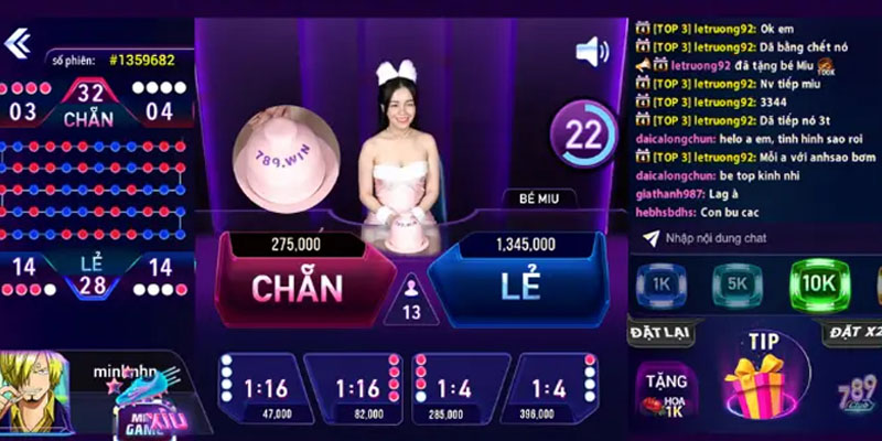 Giao diện xóc đĩa livestream 789club với dealer thao tác trực tiếp trong thời gian thực.